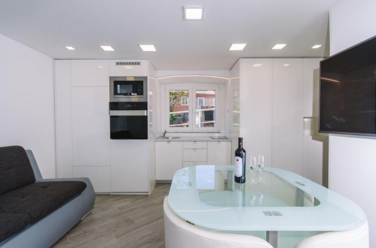 Apartment Bellovar غييكا المظهر الخارجي الصورة